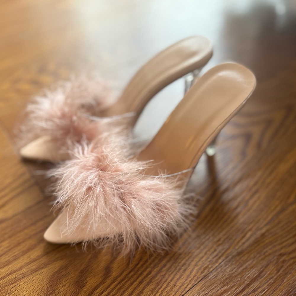 Elegant Pink Feathered Women's Heels